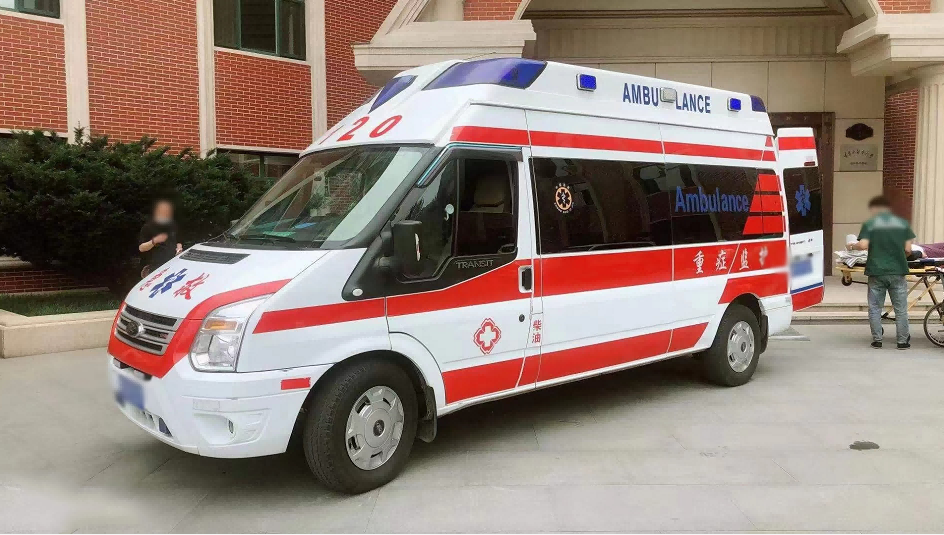 丘北县重症监护救护车